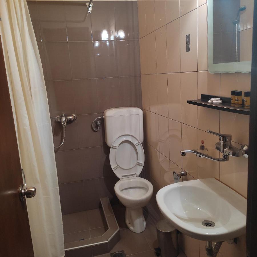 Ferienwohnung Pansion Nikos Patitírion Exterior foto