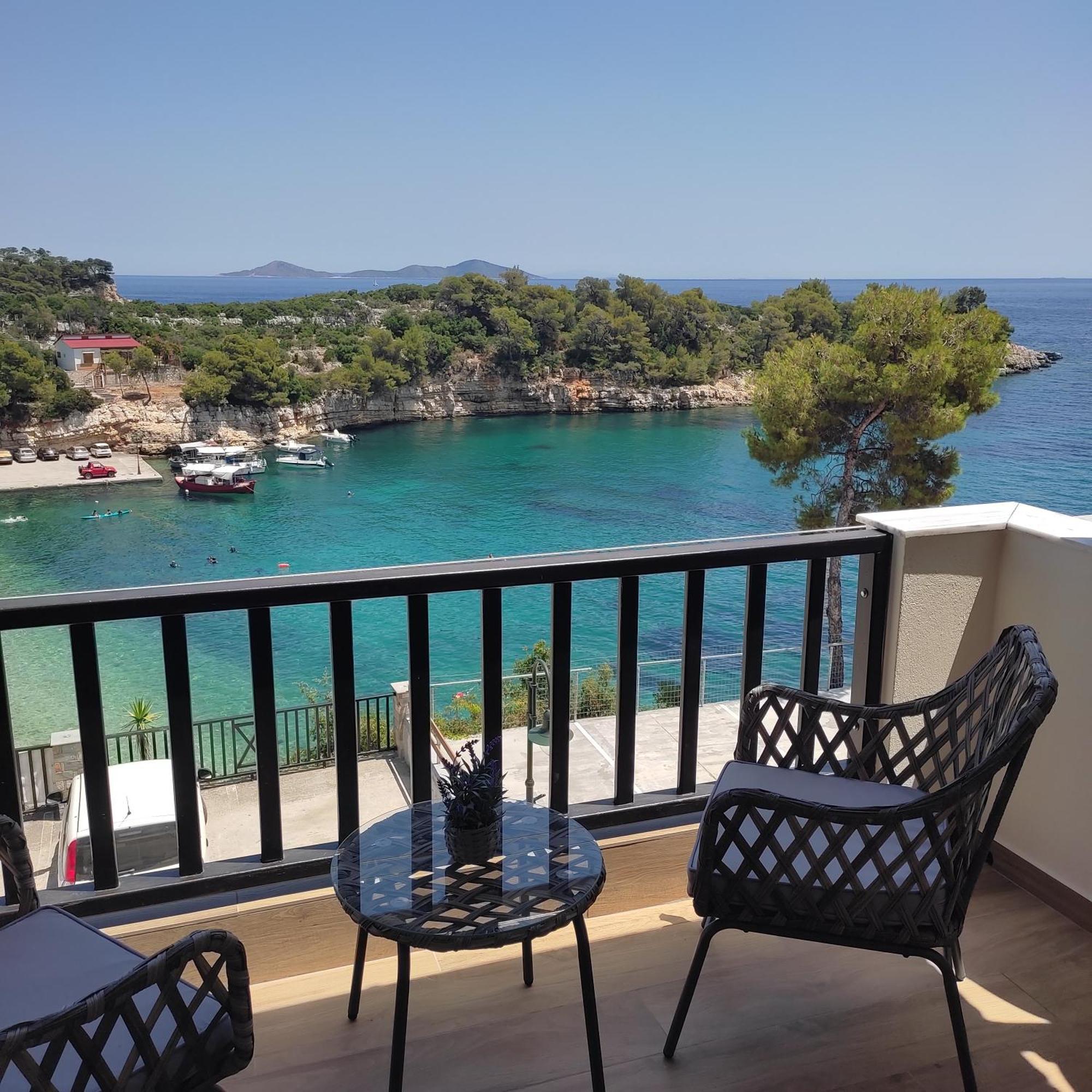 Ferienwohnung Pansion Nikos Patitírion Exterior foto