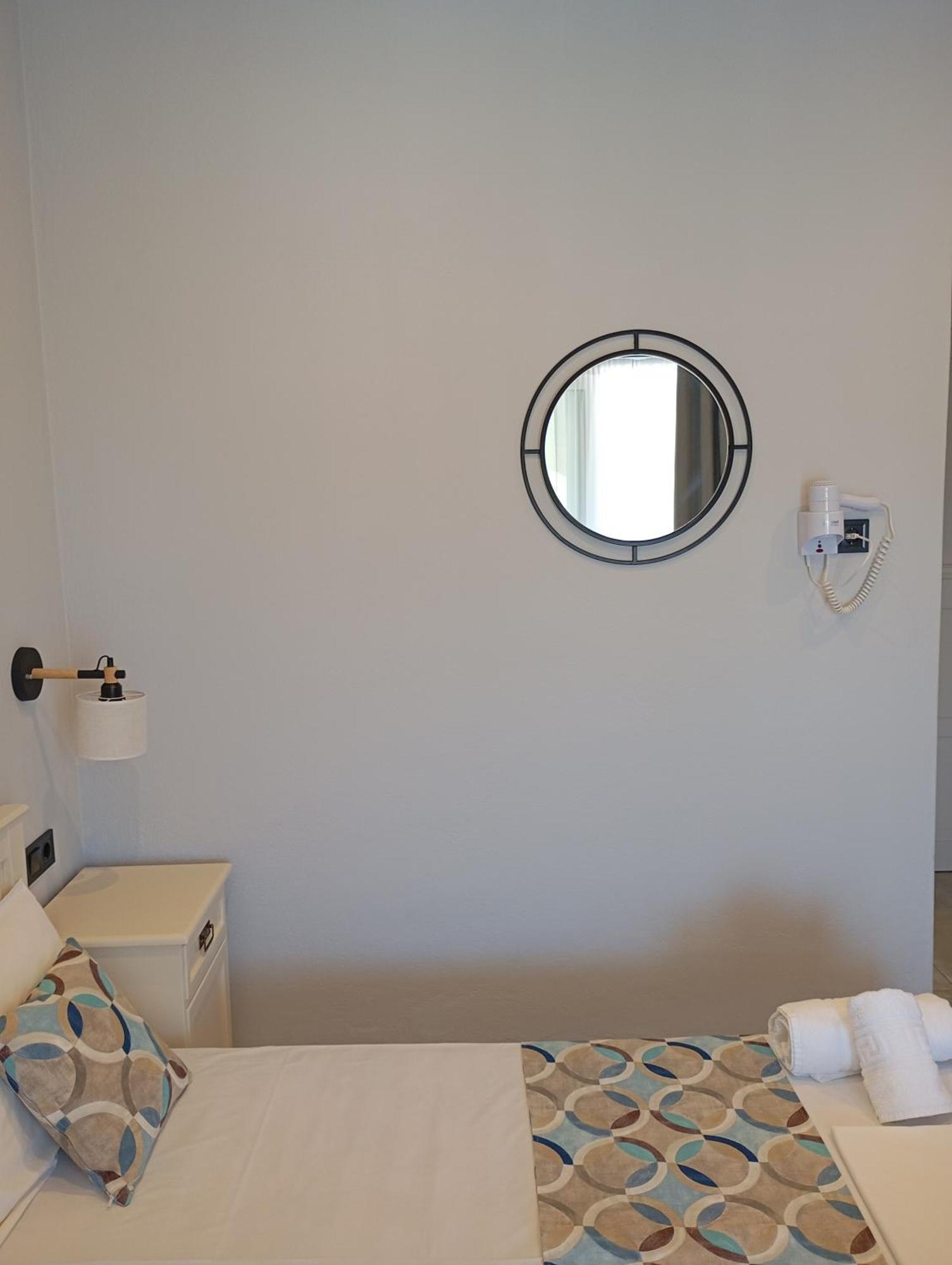 Ferienwohnung Pansion Nikos Patitírion Exterior foto